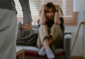 Psykisk ohälsa och känslomässigt våld