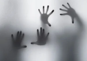 Påverkan av Stress och trauma påverkar psykos