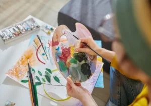 Konstpsykoterapi vid atstorningar